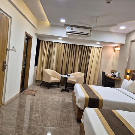 Hotel Grace Galaxy Bombay Exterior foto