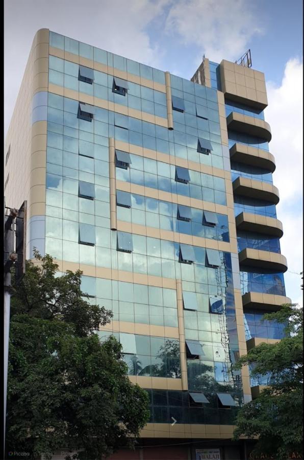 Hotel Grace Galaxy Bombay Exterior foto